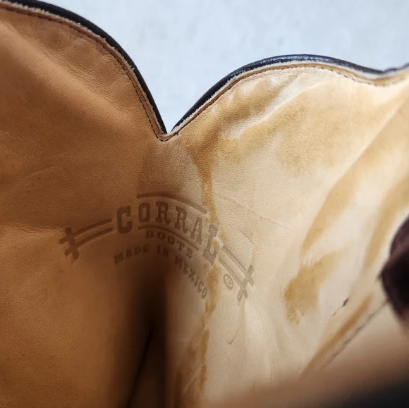Corral brown with aqua design cowboy boots. Size 10M - Picture 11 of 13